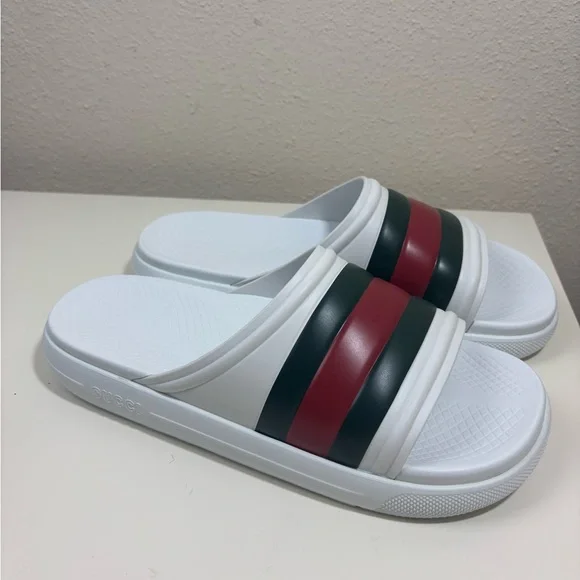 Gucci Men Size Web Slide - Picture 3 of 9